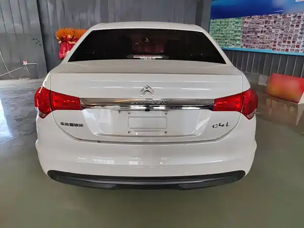 Citroën C4L 2015