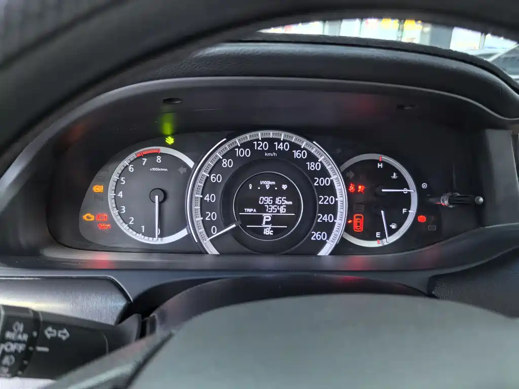 Honda Accord 2015 — фото 12