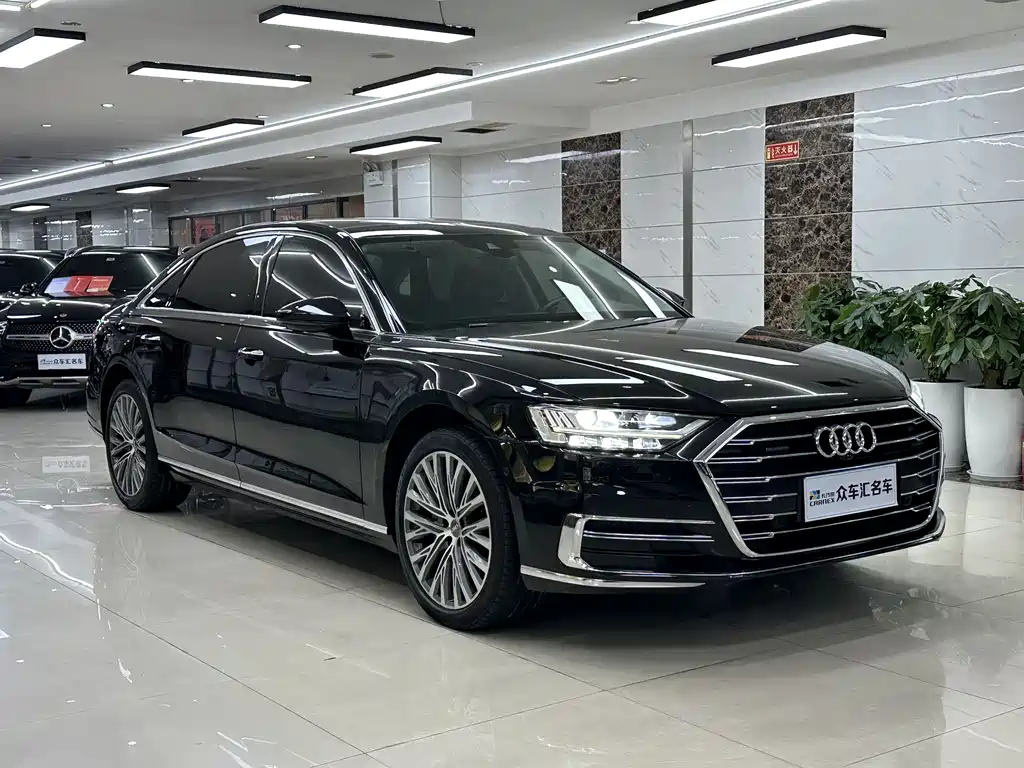 Audi A8 2019 — фото 3
