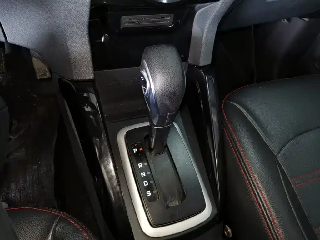 Ford Ecosport 2016 — фото 14