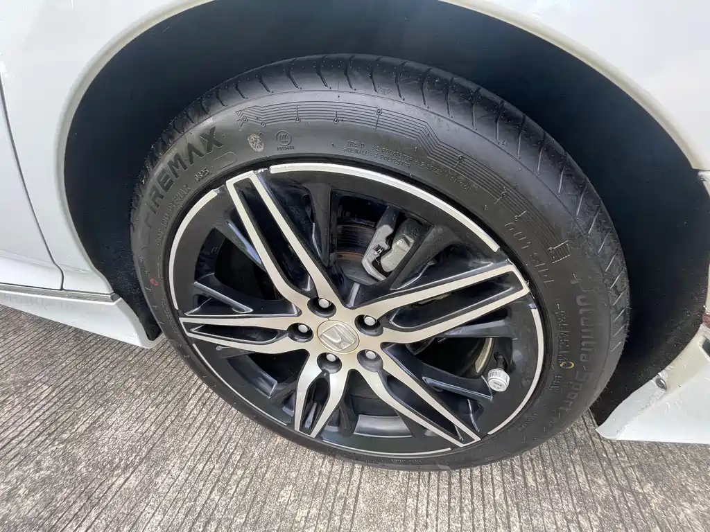 Honda Accord 2022 — фото 13