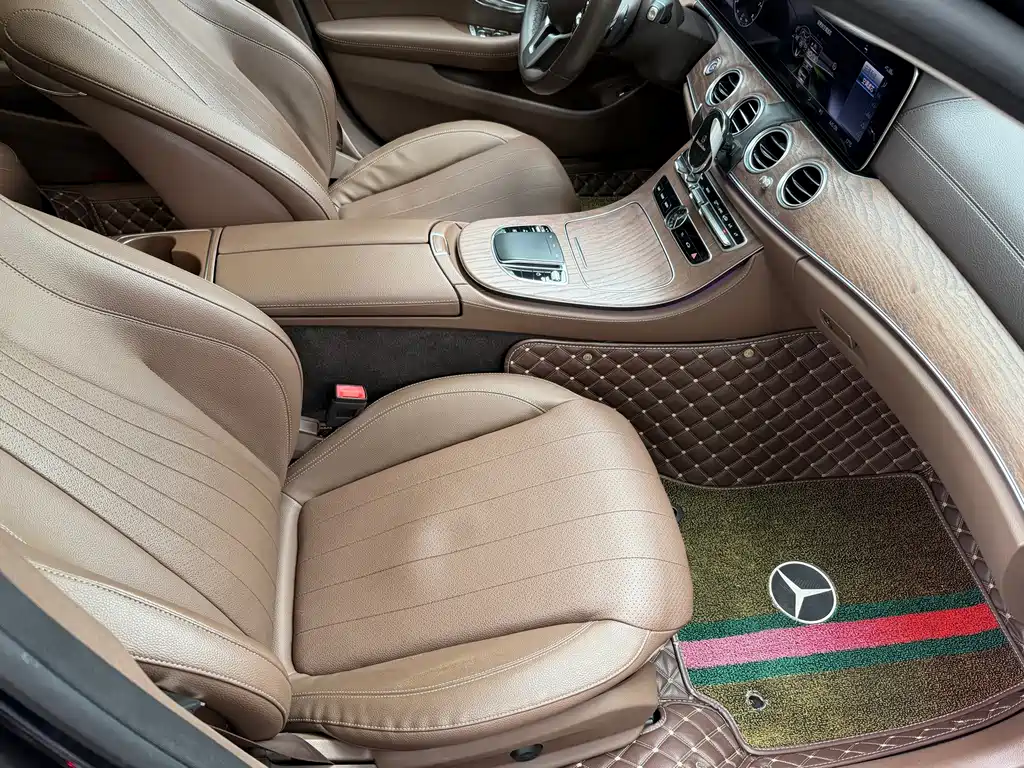 Mercedes-Benz E-Class 2020 — фото 13