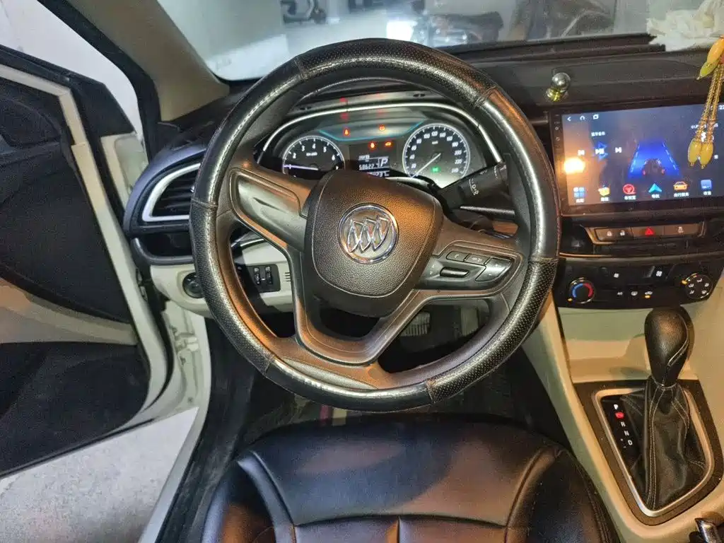 Buick Excelle GT 2017 — фото 11