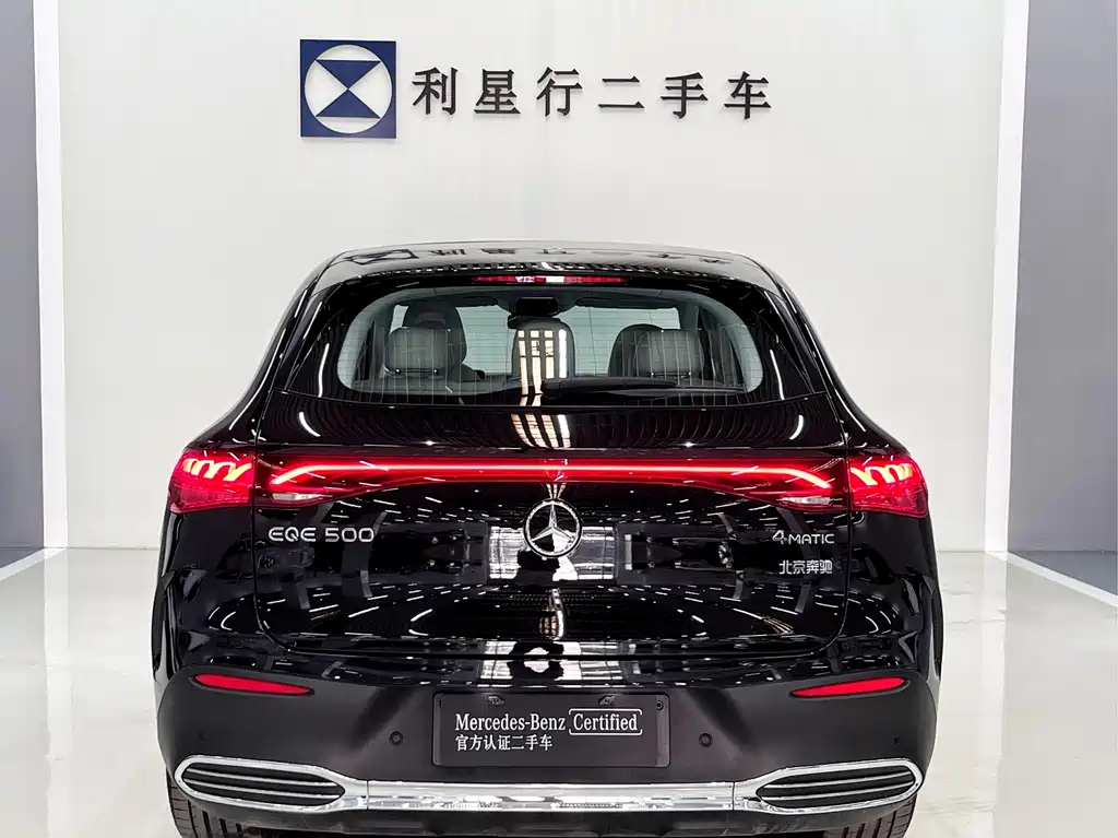 Mercedes-Benz EQE SUV 2025 — фото 9