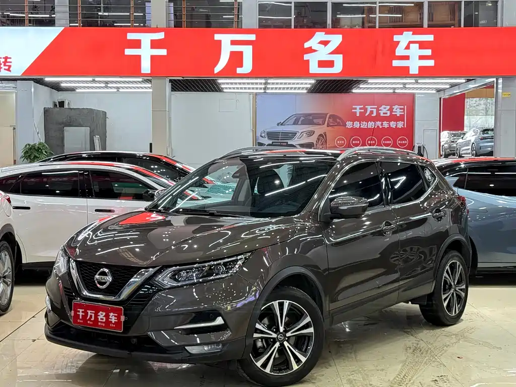 Nissan Qashqai 2022 — фото 1
