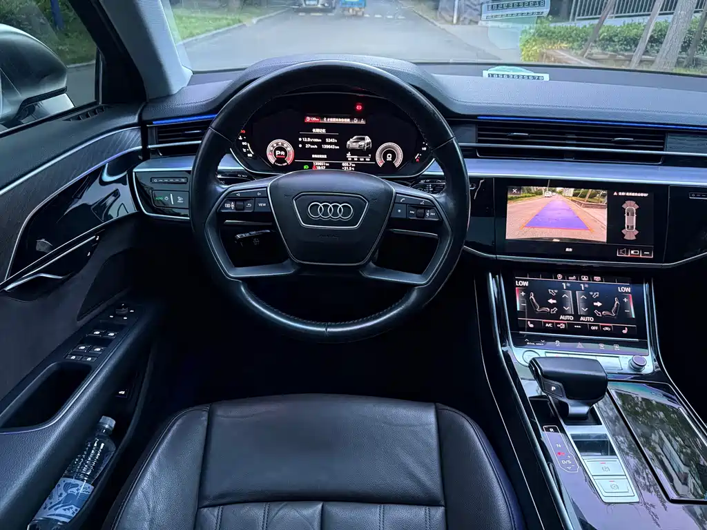 Audi A8 2019 — фото 9