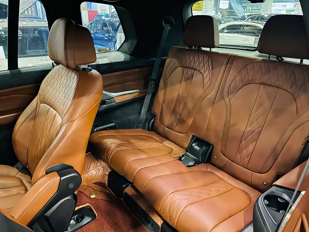 BMW X7 2020 — фото 10
