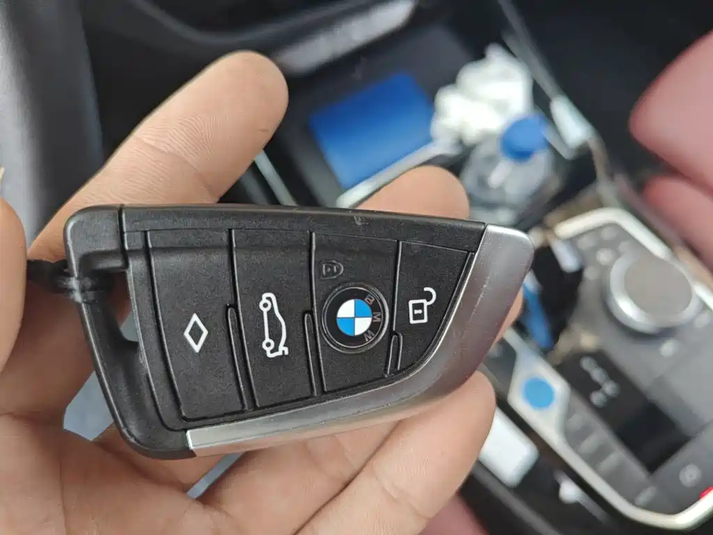 BMW iX3 2022 — фото 12