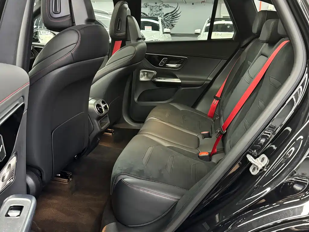 Mercedes-Benz GLC AMG 2024 — фото 15
