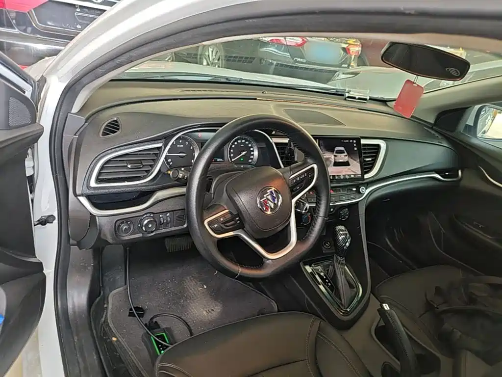 Buick Excelle 2020 — фото 11