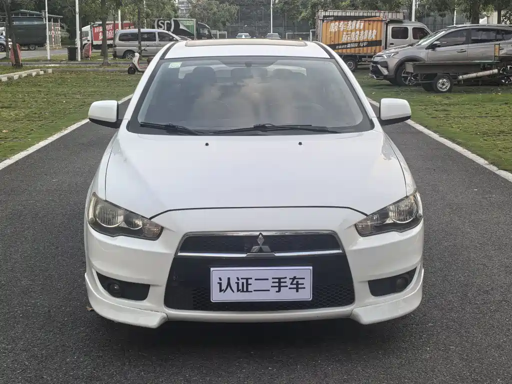 Mitsubishi Lancer EX 2012 — фото 3