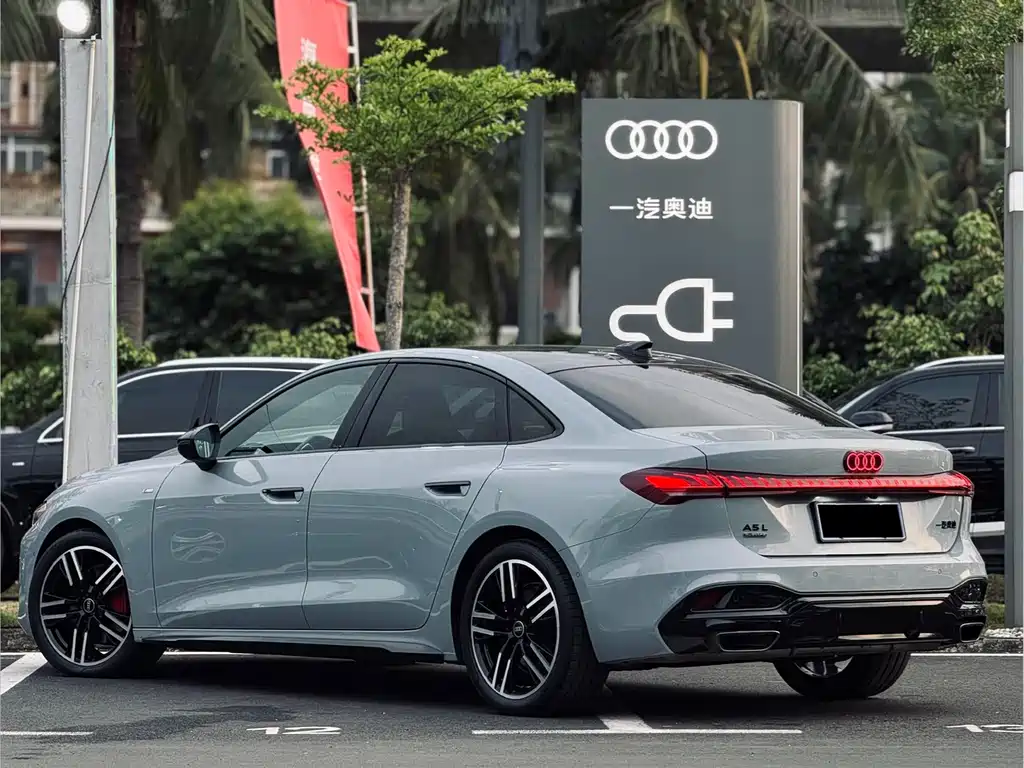 Audi A5L 2025 — фото 20