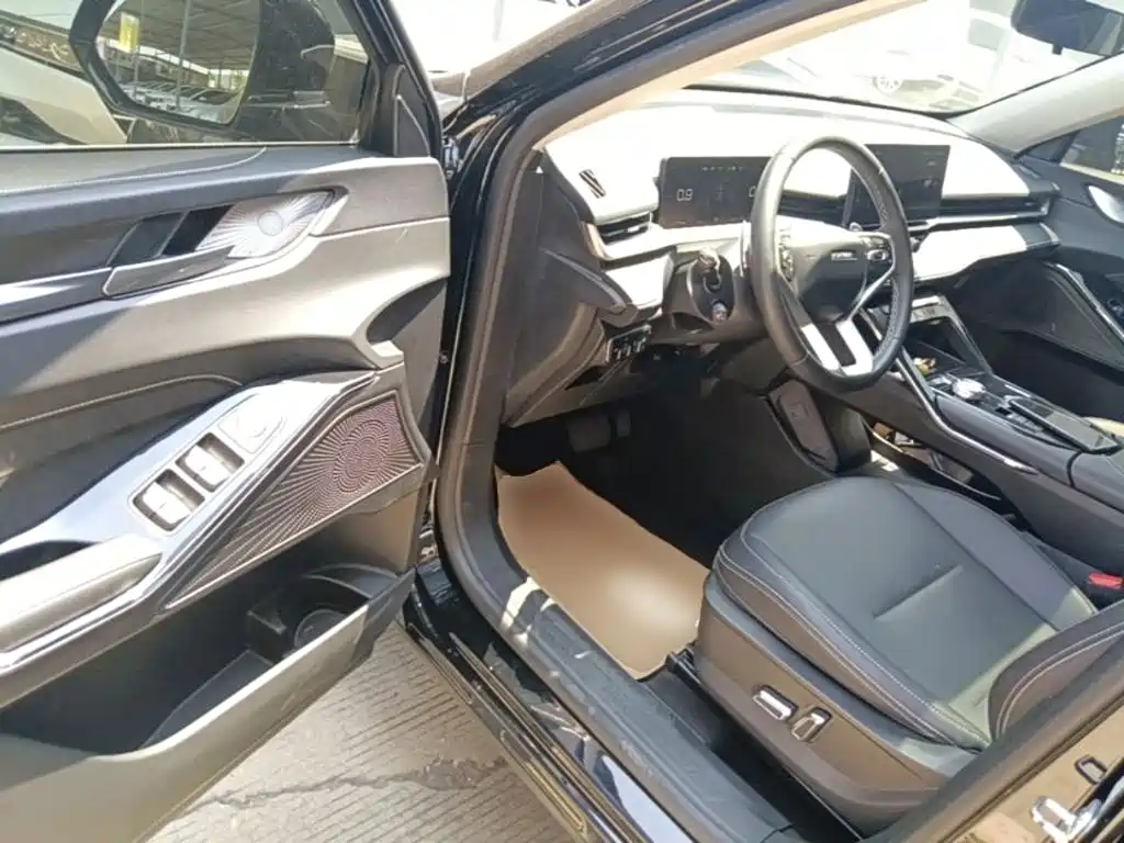 Haval H6 2023 — фото 16