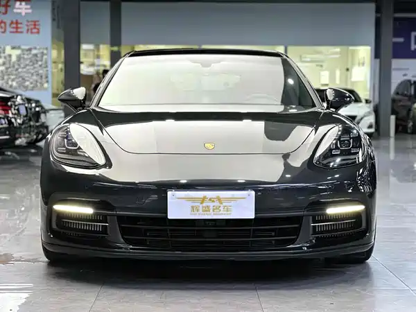 Porsche Panamera 2019