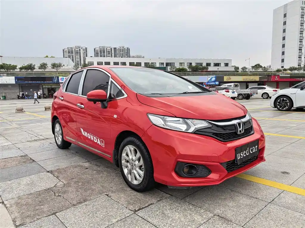 Honda Fit 2018 — фото 3