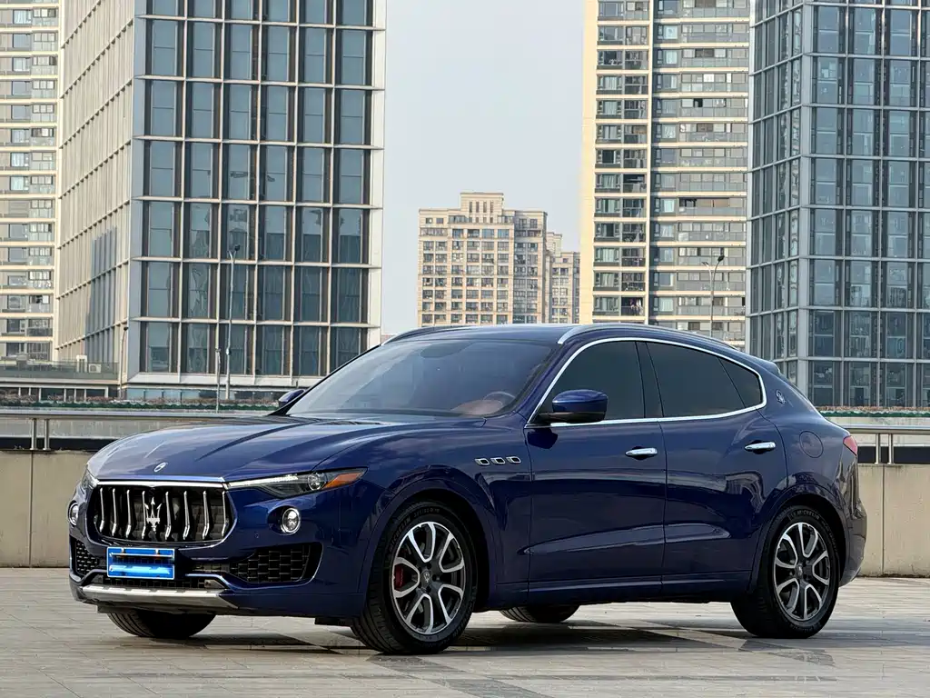Maserati Levante 2017 — фото 1