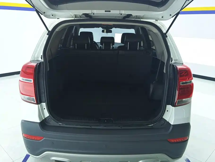 Chevrolet Captiva 2017 — фото 4