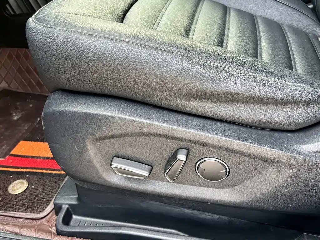 Ford Edge 2020 — фото 14