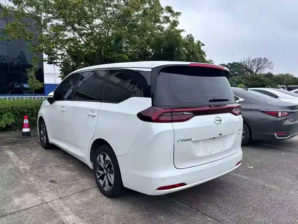 GAC Trumpchi M6 2022