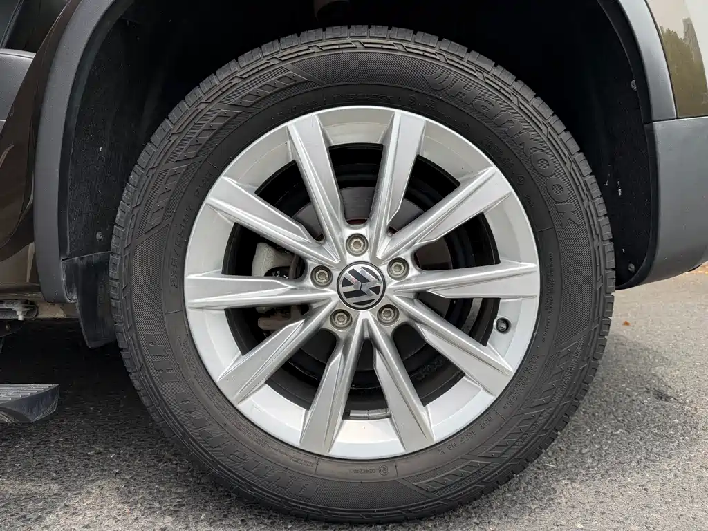 Volkswagen Tiguan 2019 — фото 5