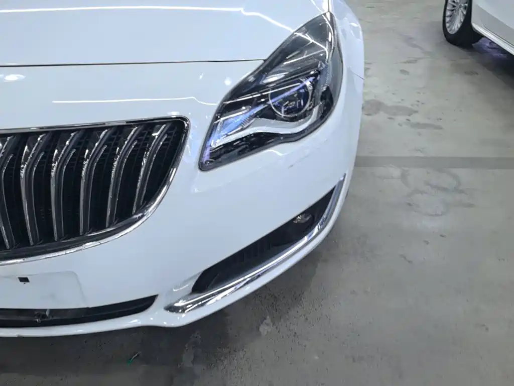 Buick Regal 2015 — фото 24