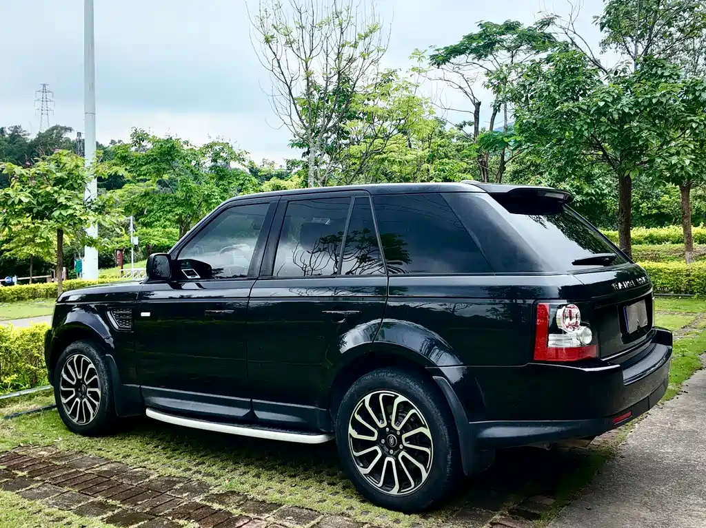 Land Rover Range Rover Sport 2011 — фото 27