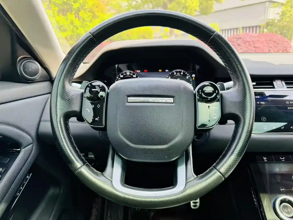 Land Rover Evoque 2020 — фото 9