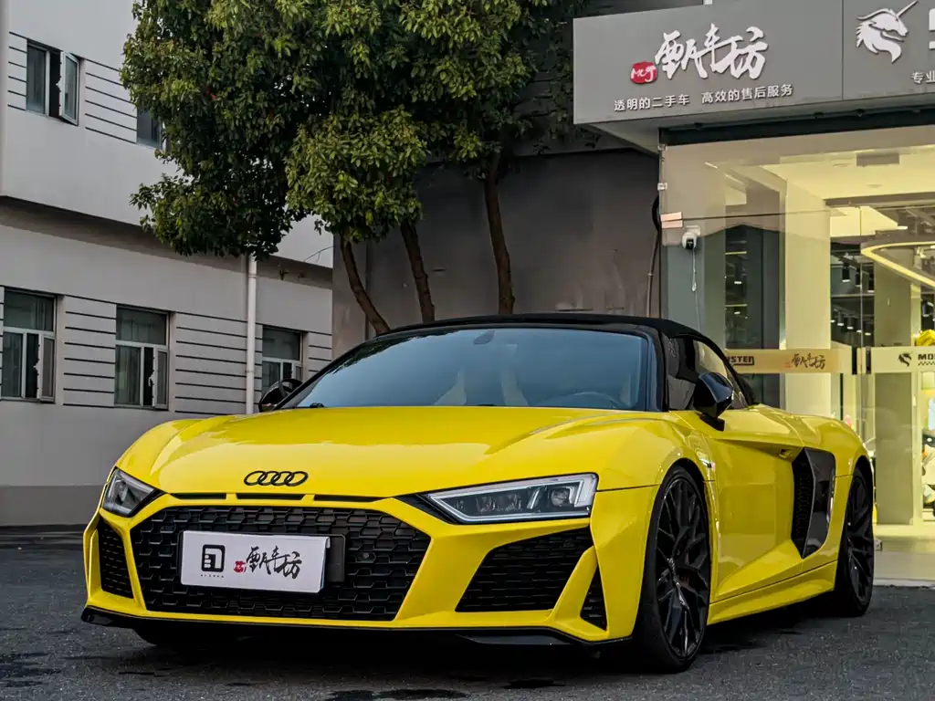 Audi R8 2020 — фото 4