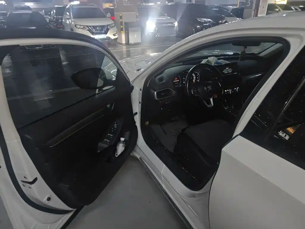 Honda Accord 2022 — фото 14