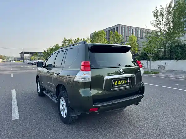 Toyota Prado 2010