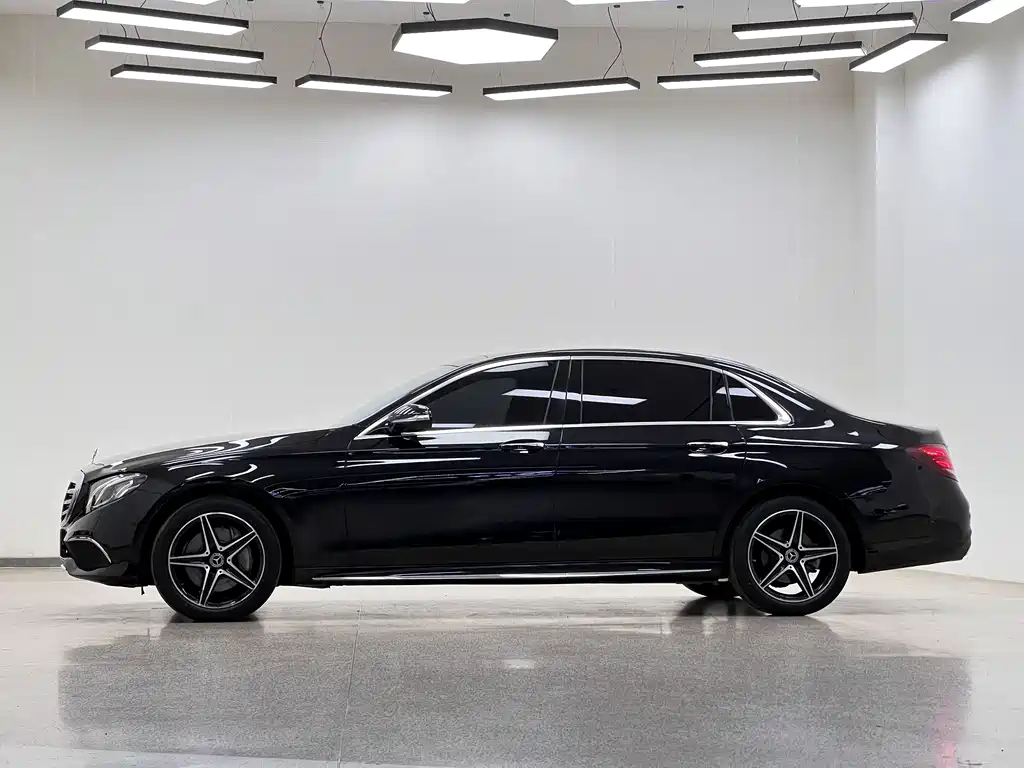 Mercedes-Benz E-Class 2020 — фото 7