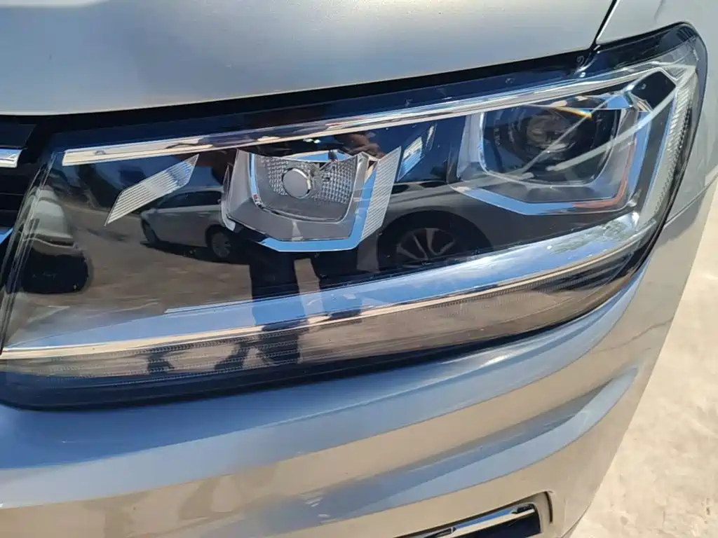 Volkswagen Tiguan L 2018 — фото 24