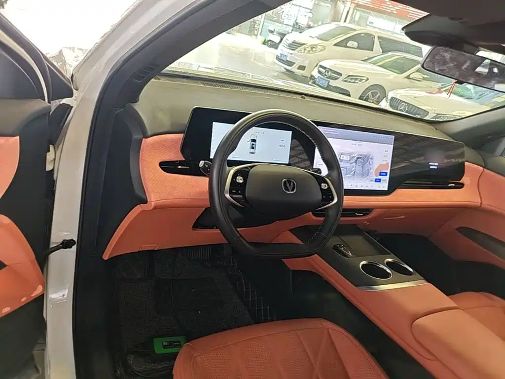 Changan CS75 PLUS 2024 — фото 11