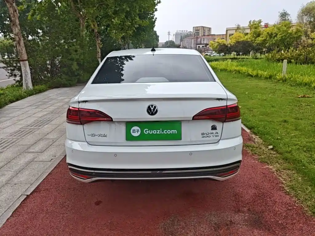 Volkswagen Bora 2023