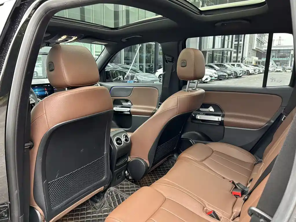 Mercedes-Benz GLB 2022 — фото 12