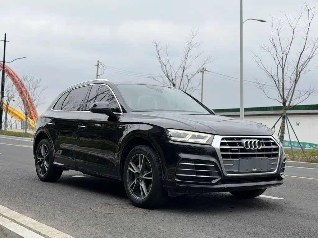 Audi Q5L 2019 — фото 3