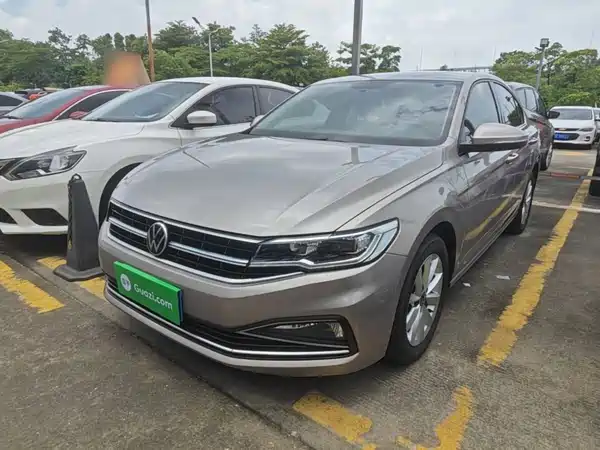 Volkswagen Bora 2021