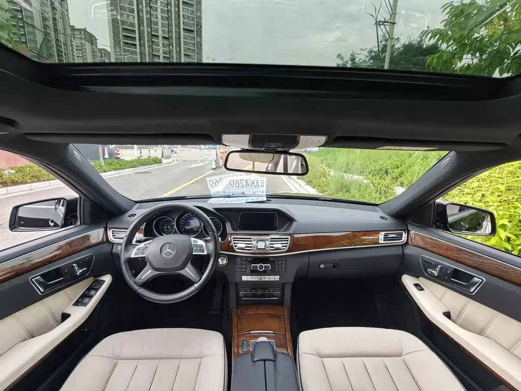 Mercedes-Benz E-Class 2014 — фото 15
