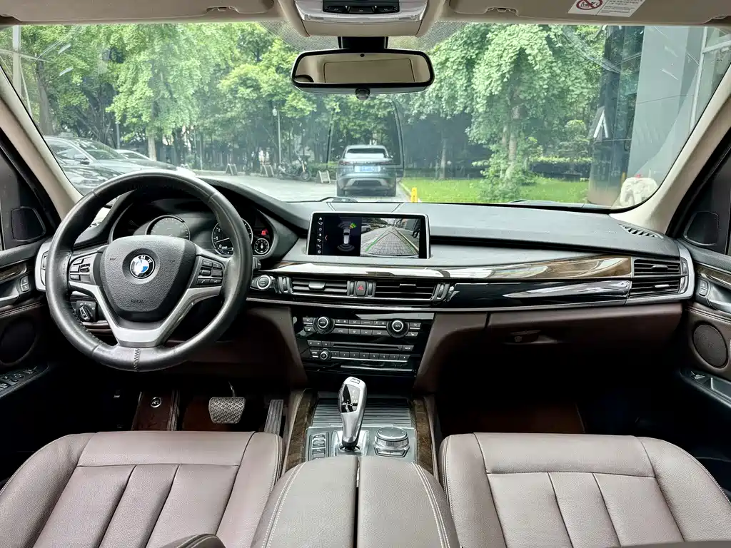 BMW X5 2018 — фото 17