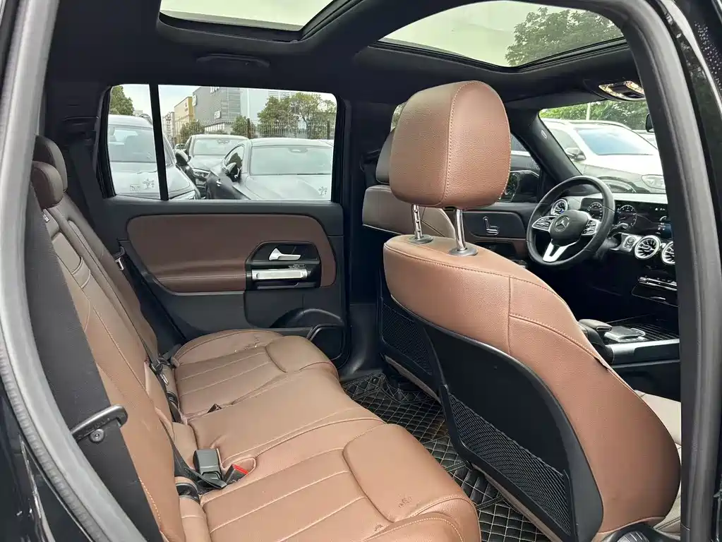 Mercedes-Benz GLB 2022 — фото 13