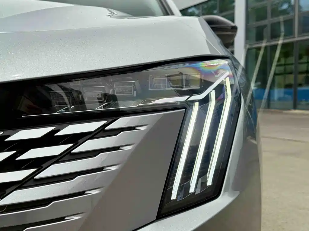Peugeot 508 2025 — фото 16