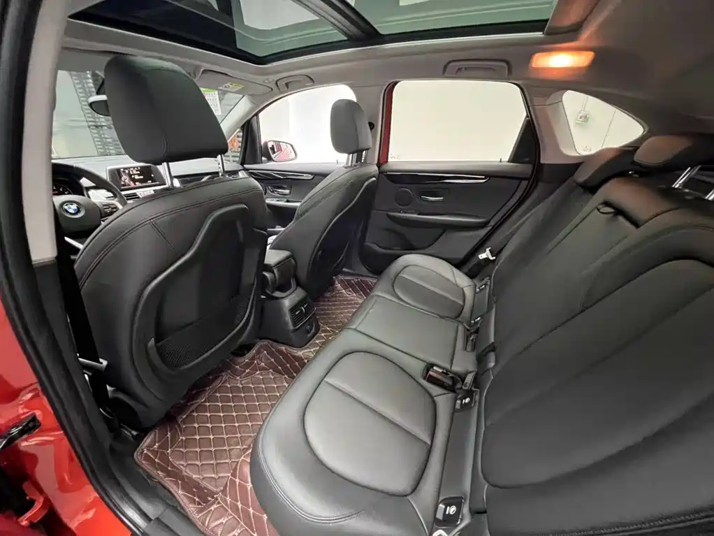 BMW 2 Series Station Wagon 2016 — фото 14