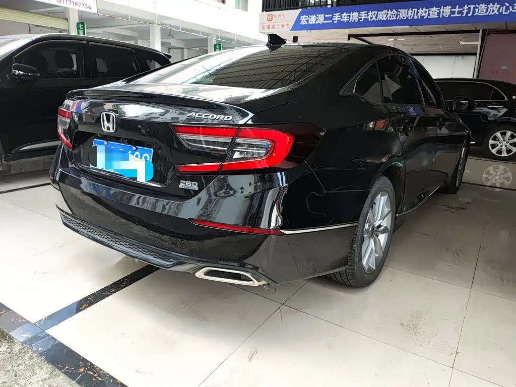 Honda Accord 2022 — фото 2