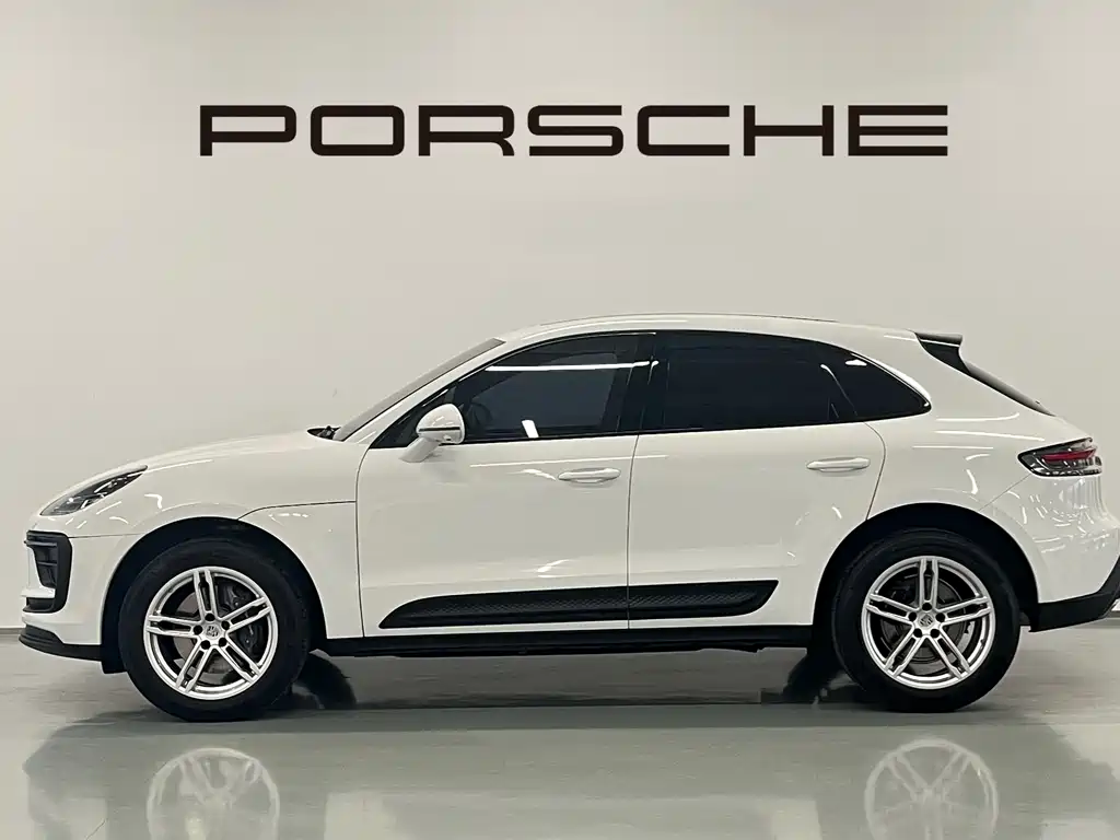 Porsche Macan 2024 — фото 3