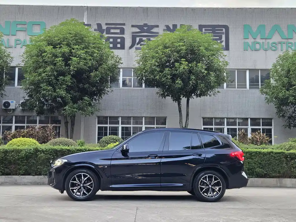BMW X3 2021