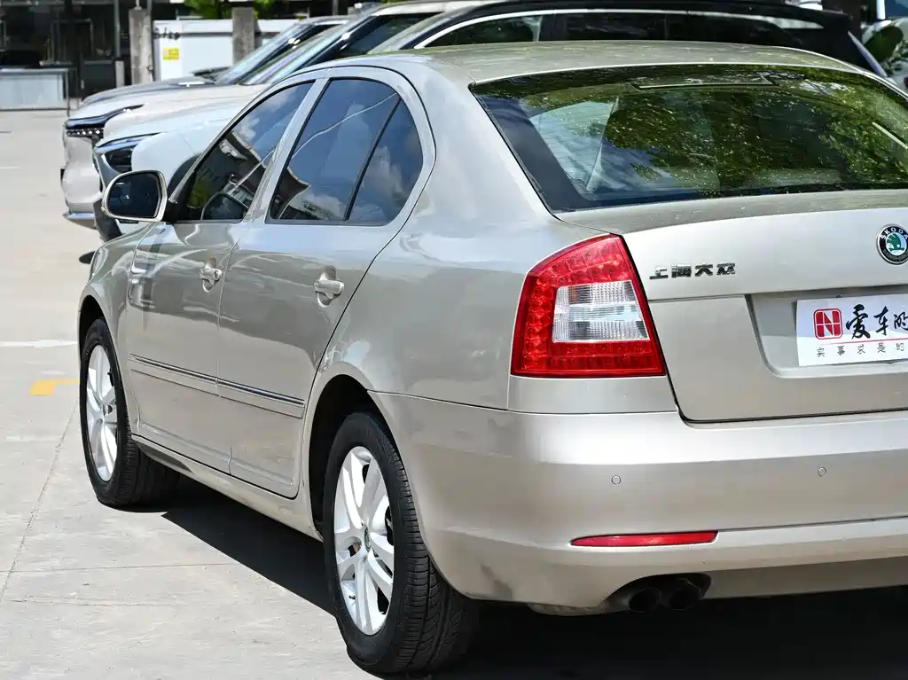 Skoda Octavia 2013 — фото 11
