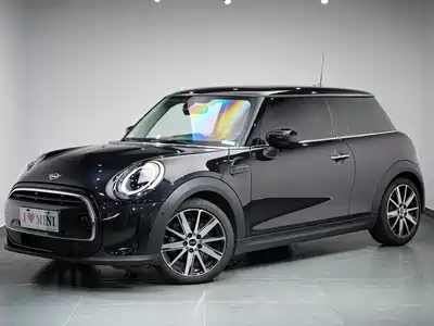 MINI MINI 2023