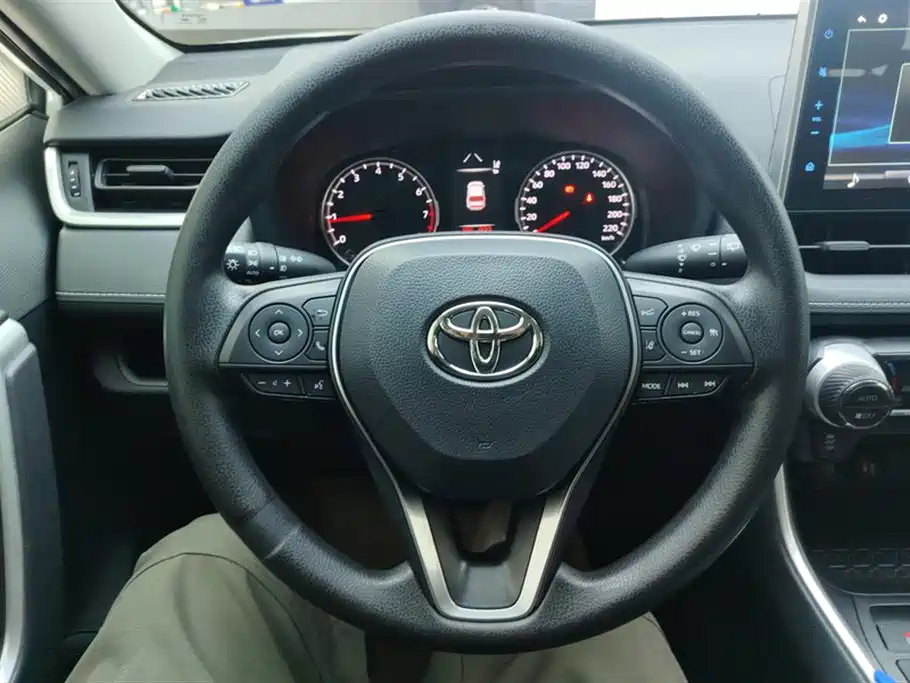 Toyota Wildlander 2020 — фото 15