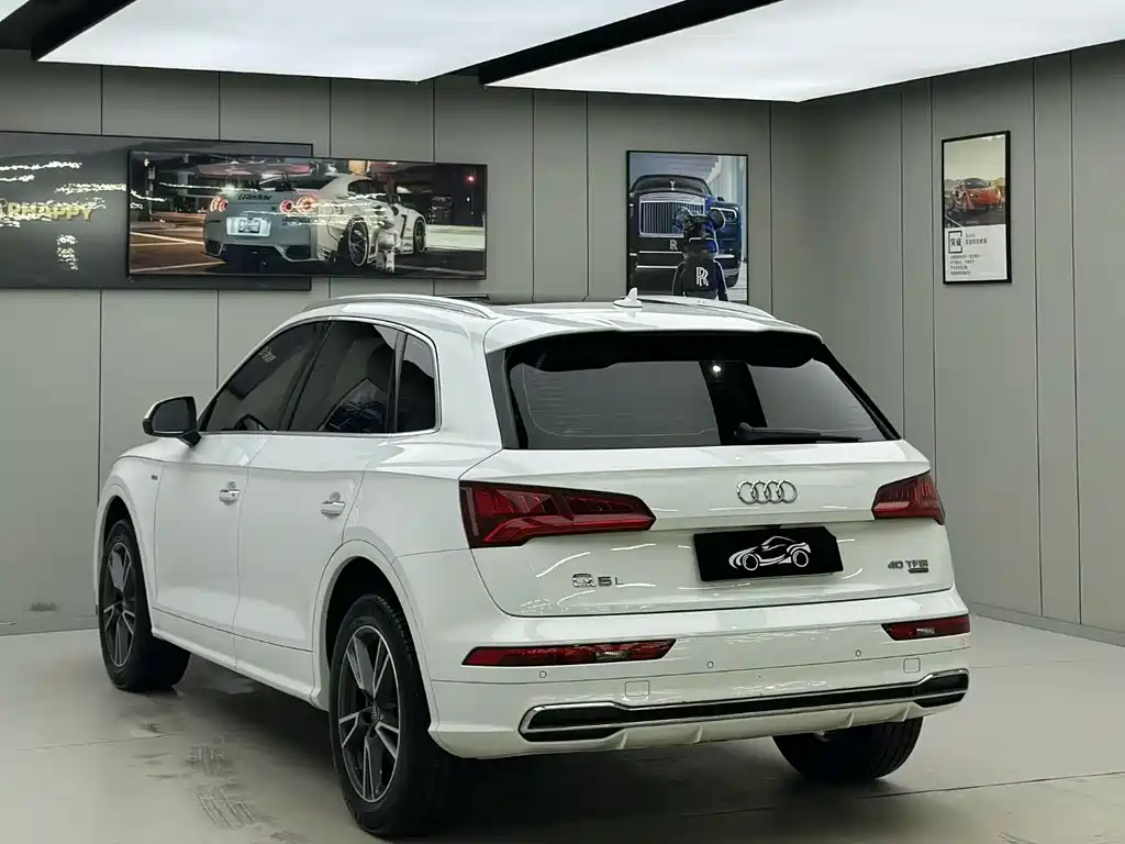 Audi Q5L 2019 — фото 4