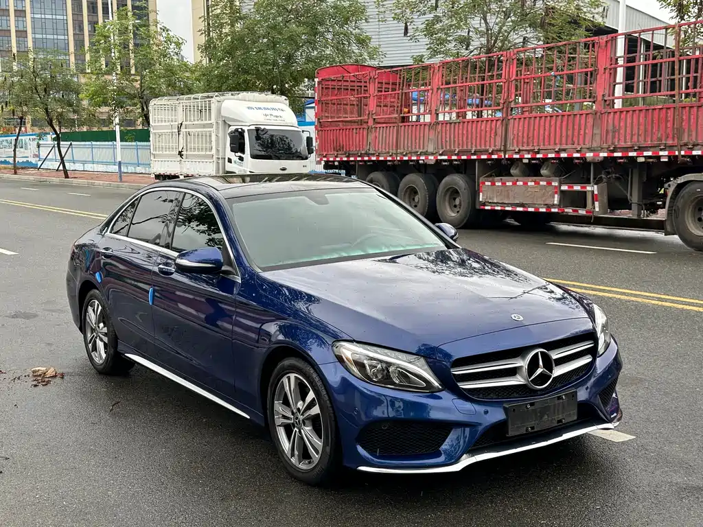 Mercedes-Benz C-Class 2018 — фото 3